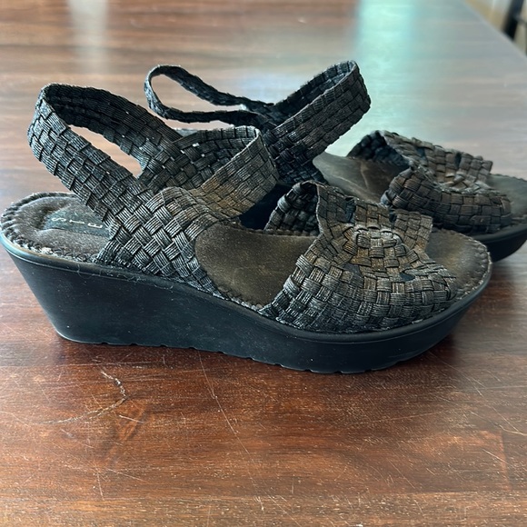 Black Steven by Steve Madden Wedge,8 - Picture 1 of 2